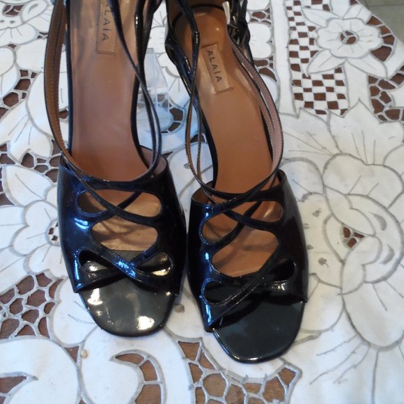 Alaia Paris Black Patent Leather Strappy Heels Size EU 38.5B US 8.5M - Picture 4 of 16